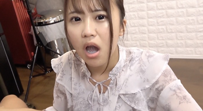 無修正個人撮影作品「小動物のような愛くるしいルックスと小さく華奢な体。純粋無垢な笑顔にぶつける熱い欲情。ニコ１８歳」前編・後編-010